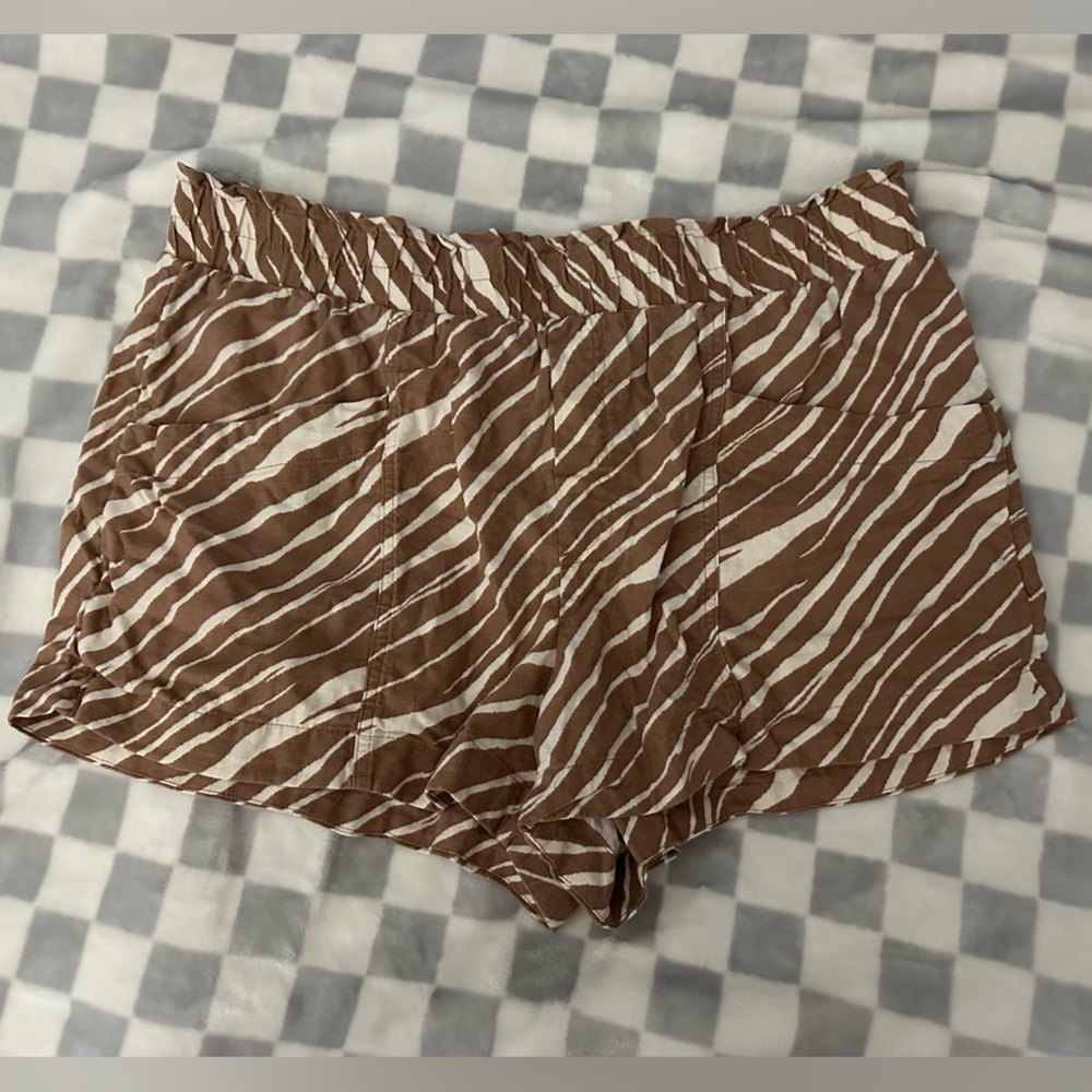 Zebra Print Linen Shorts